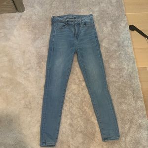 American eagle next level stretch high-rise Jegging in size 4 color blue